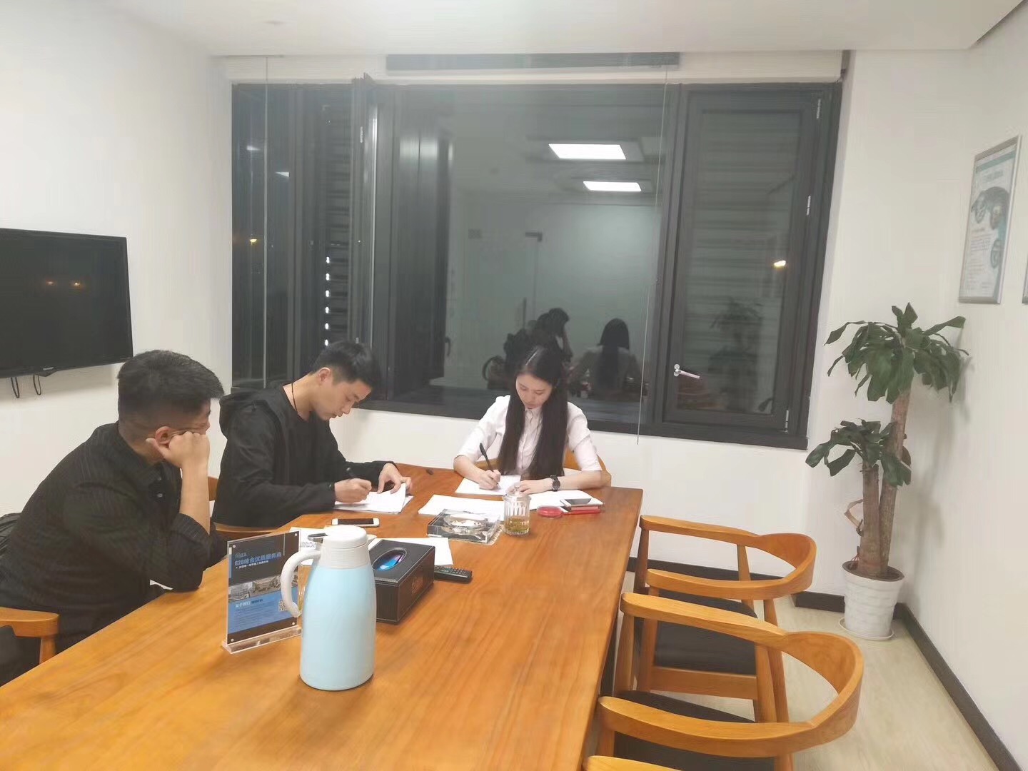 熱烈祝賀馬總、張總簽約創(chuàng)綠家亳州縣級代理！