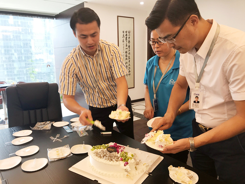 【7月生日會(huì)】喂——請(qǐng)問你是在網(wǎng)紅公司上班嗎？