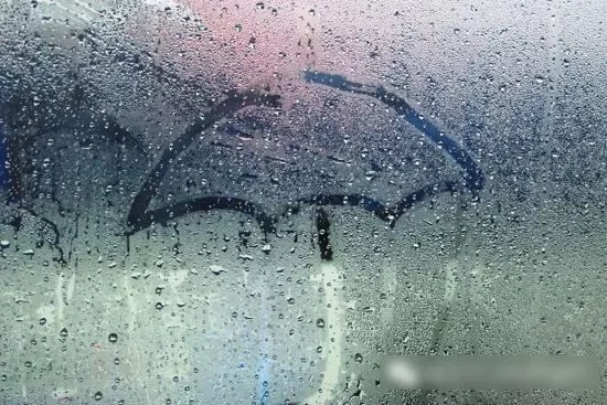 房間潮濕怎么辦！不僅會(huì)發(fā)霉還會(huì)導(dǎo)致甲醛超標(biāo)