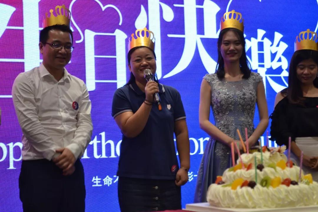 創(chuàng)綠家環(huán)保2018年中工作會議暨5周年慶典圓滿結束！