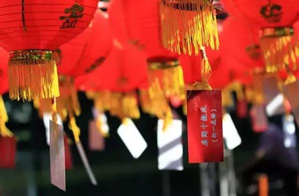 創(chuàng)綠家環(huán)保恭祝大家元宵快樂，幸福美滿！