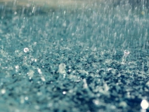 下過雨后，室內(nèi)空氣沒有清新反而甲醛超標了